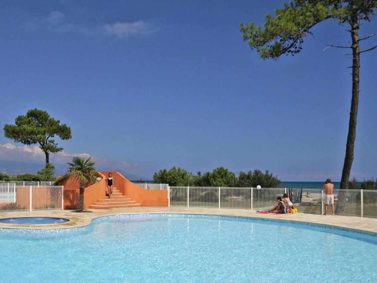Apartment Near The Sea, Borgo-Plage Borgo  Exteriör bild