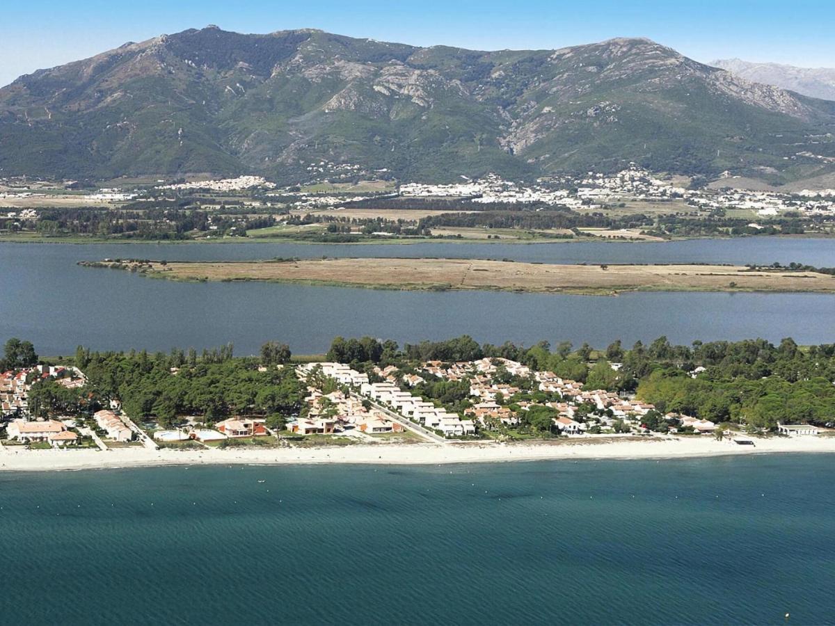 Apartment Near The Sea, Borgo-Plage Borgo  Exteriör bild